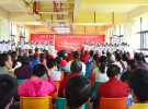 昨天下午，云南省老年护理协会“养老护理健康教育万里行”活动在昆明市社会福利院举行启动仪式，省卫计委、省科协、省老龄委、省人社厅相关处室领导到会指导工作，并进行了重要讲话。云南省第一人民医院、昆明医科大学第一附属医院、云南省中医医院、昆明市社会福利院、云南骨科医院等十余家会员单位以及志愿者们参加了启动仪式。
